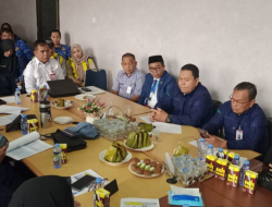 Pemkab Tanbu Sambut Tim Ahli Gubernur Kalsel, Bahas Progres Jembatan Penghubung Kalimantan – Pulau Lau
